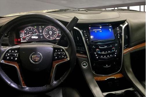 2015 Cadillac Escalade ESV Luxury