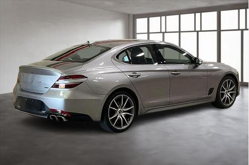 2023 Genesis G70 2.0T AWD