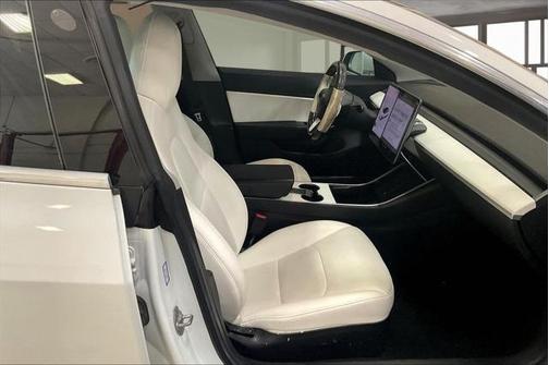 2018 Tesla Model 3 Performance