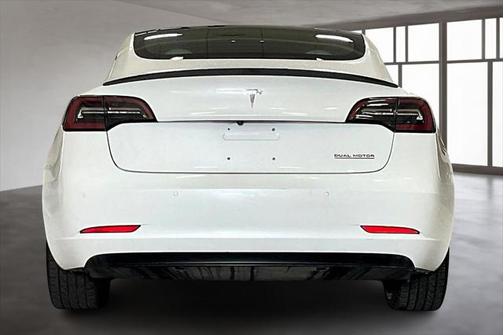 2018 Tesla Model 3 Performance