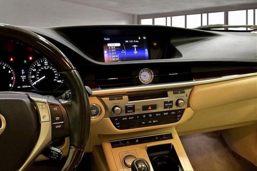 2015 Lexus ES 350 Base