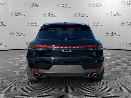2020 Porsche Macan Base