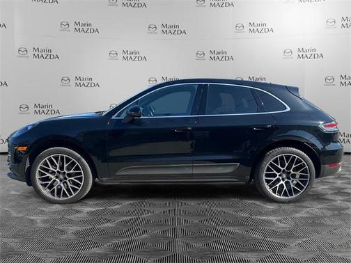 2020 Porsche Macan Base