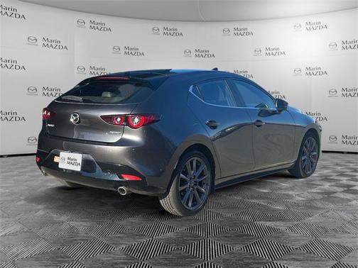 2022 Mazda Mazda3 FWD w/Preferred Package