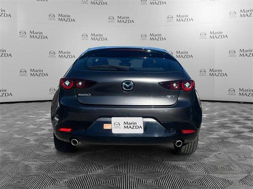 2022 Mazda Mazda3 FWD w/Preferred Package