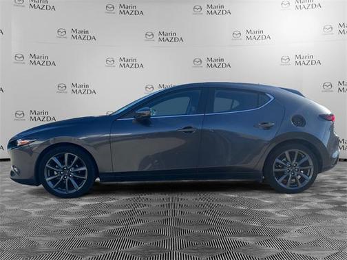 2022 Mazda Mazda3 FWD w/Preferred Package