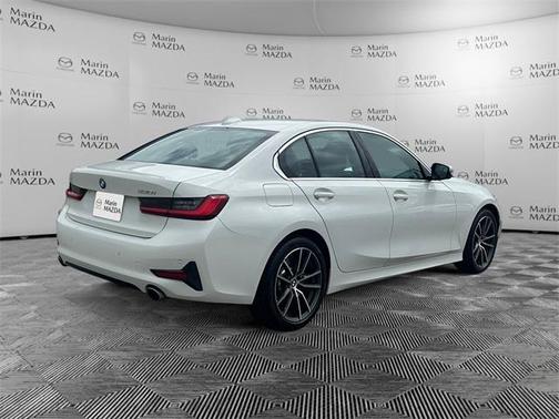 2021 BMW 330 330i