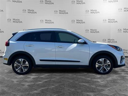 2022 Kia Niro EV S