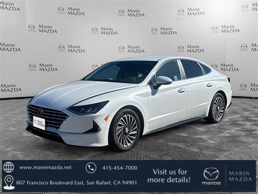 2022 Hyundai SONATA Hybrid SE