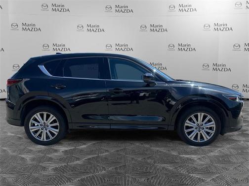 2023 Mazda CX-5 Signature