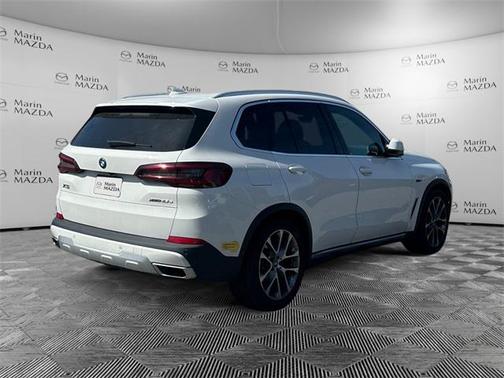 2022 BMW X5 PHEV xDrive45e
