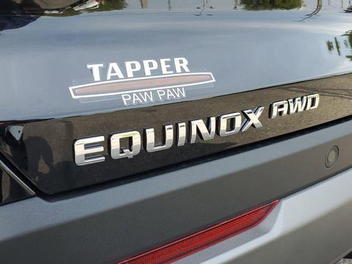 Mosaic Black Metallic 2026 Chevrolet Equinox LT
