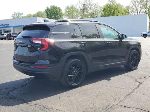 Ebony Twilight Metallic 2024 GMC Terrain SLE
