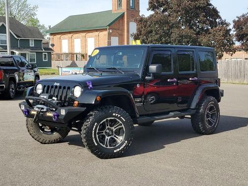 Black Clearcoat 2013 Jeep Wrangler Unlimited Sahara
