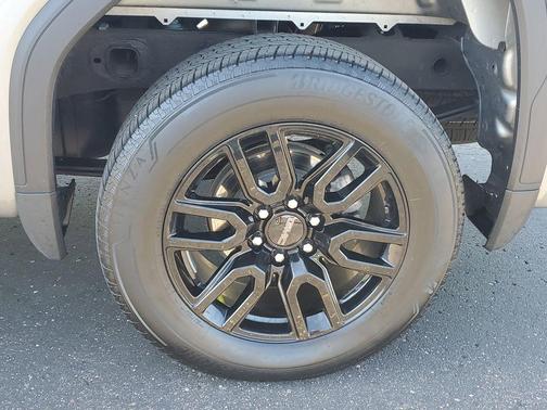 Sterling 2023 GMC Sierra 1500 Elevation
