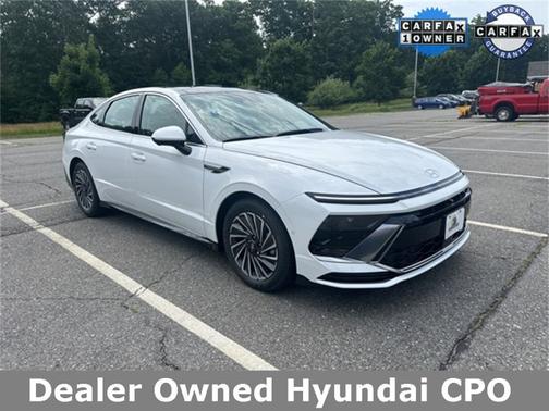 2024 Hyundai SONATA Hybrid Limited