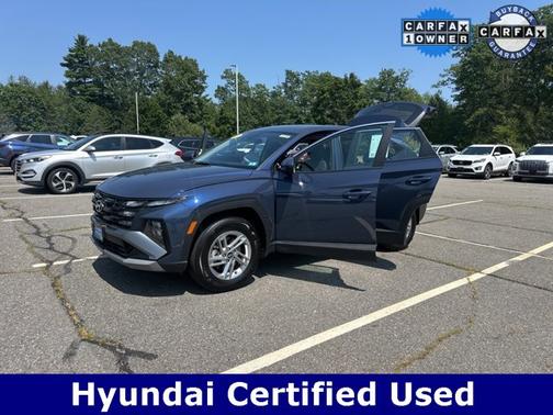 2025 Hyundai TUCSON SE