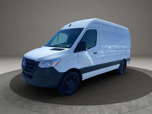 2025 Mercedes-Benz Sprinter 2500 Standard Roof