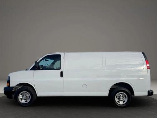 2021 Chevrolet Express 2500 RWD 2500 Regular Wheelbase WT