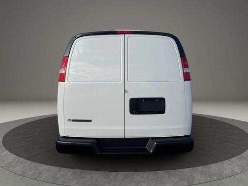 2021 Chevrolet Express 2500 RWD 2500 Regular Wheelbase WT