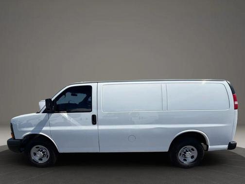 2016 Chevrolet Express 2500 Work Van