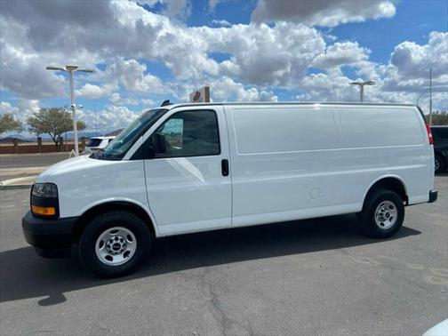 2023 GMC Savana 2500 Work Van