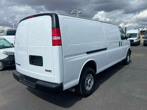 2023 GMC Savana 2500 Work Van
