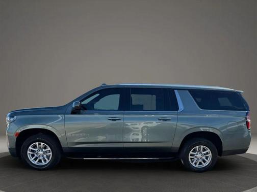 2024 Chevrolet Suburban LS