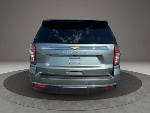 2024 Chevrolet Suburban LS