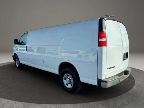 2023 Chevrolet Express 3500 RWD 3500 Extended Wheelbase WT