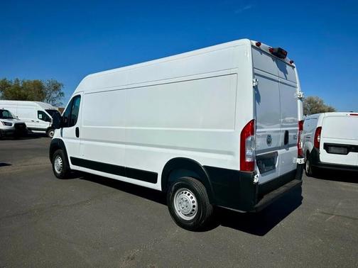2025 RAM ProMaster 2500 Tradesman