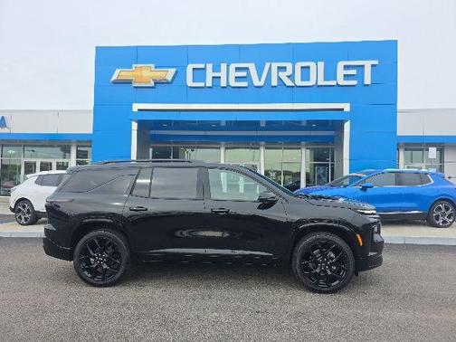 Mosaic Black Metallic 2026 Chevrolet Traverse RS