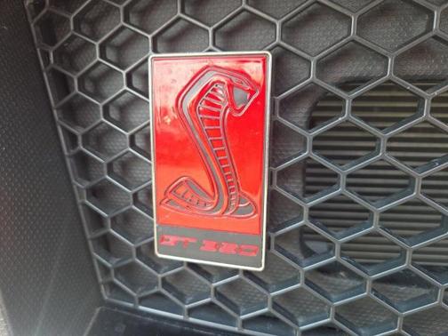 2016 Ford Shelby GT350R Base