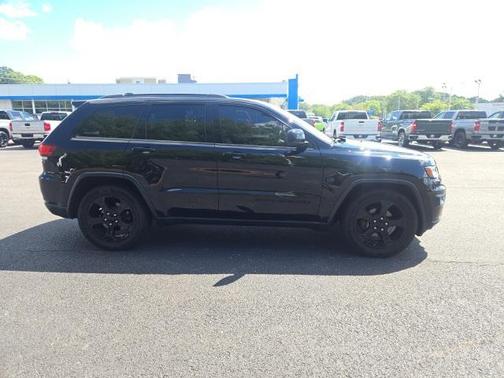 2018 Jeep Grand Cherokee Upland