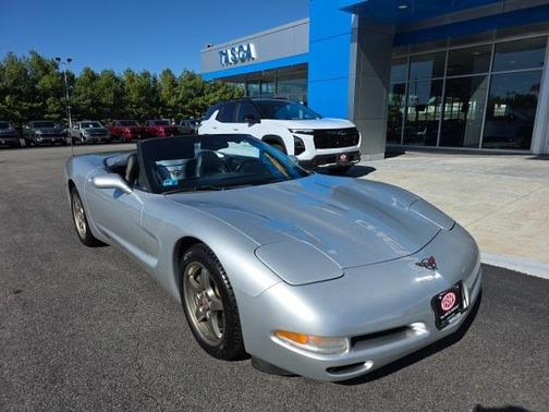 2001 Chevrolet Corvette Base