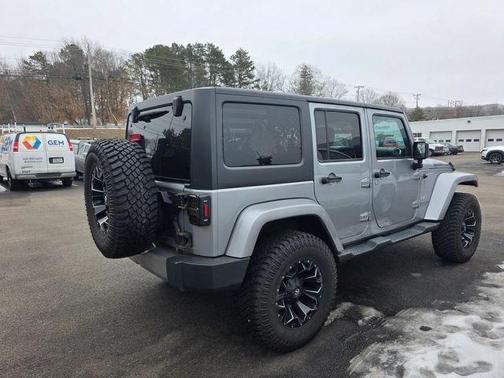 2016 Jeep Wrangler Unlimited Sahara