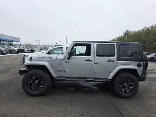 2016 Jeep Wrangler Unlimited Sahara