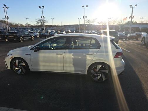 2024 Volkswagen Golf GTI 2.0T S DSG