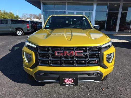 2023 GMC Canyon AT4