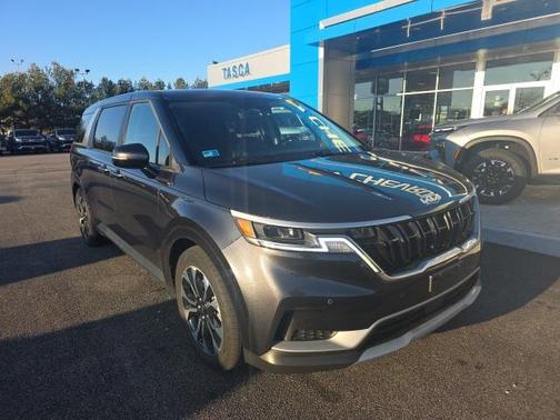 2024 Kia Carnival EX