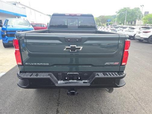 2025 Chevrolet Silverado 2500 4WD Crew Cab Standard Bed ZR2