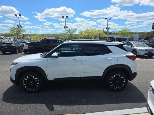 Summit White 2023 Chevrolet Trailblazer LT