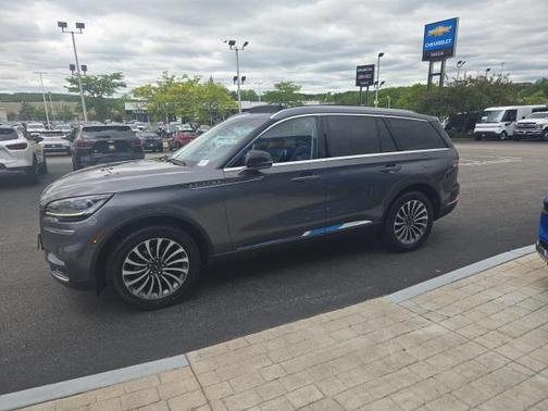 2023 Lincoln Aviator Standard AWD