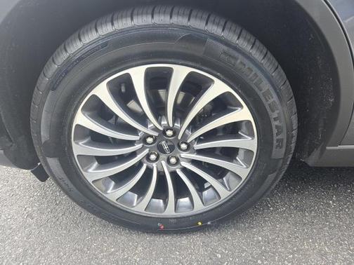 2023 Lincoln Aviator Standard AWD
