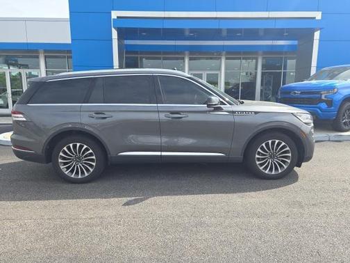 2023 Lincoln Aviator Standard AWD