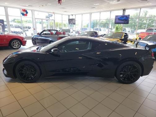 2025 Chevrolet Corvette Stingray w/1LT
