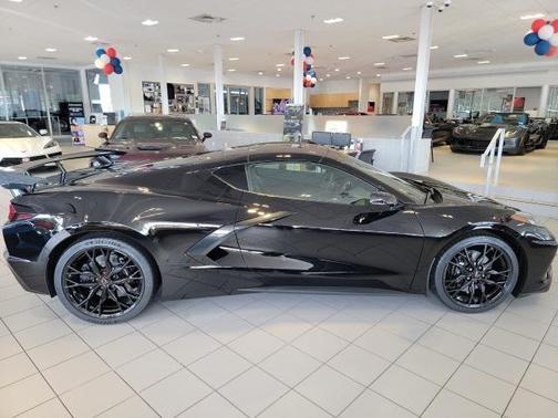 2025 Chevrolet Corvette Stingray w/1LT