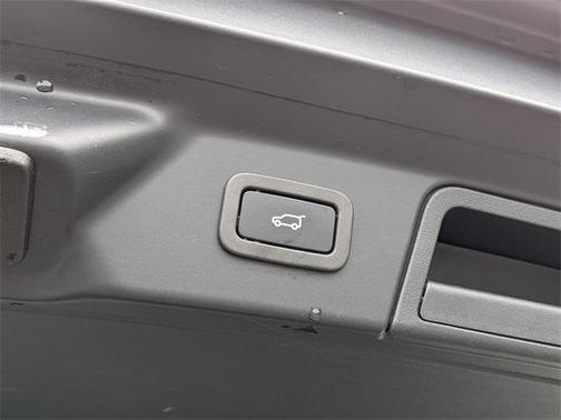 2022 Land Rover Range Rover Velar P250 S
