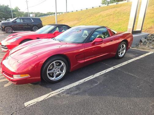 2001 Chevrolet Corvette Base