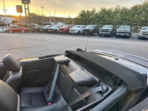 2011 Ford Mustang GT Premium